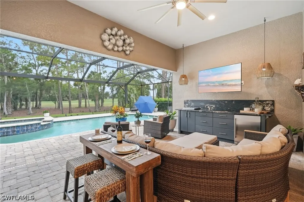 8961 Bahama Swallow Way Naples FL 34120
