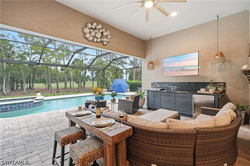 8961 Bahama Swallow Way Naples FL 34120