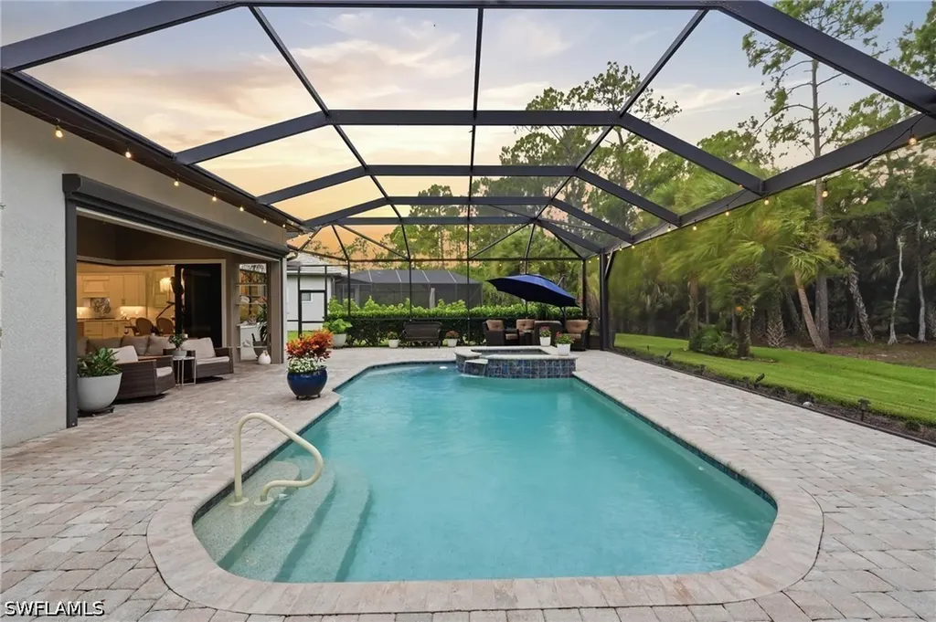 8961 Bahama Swallow Way Naples FL 34120