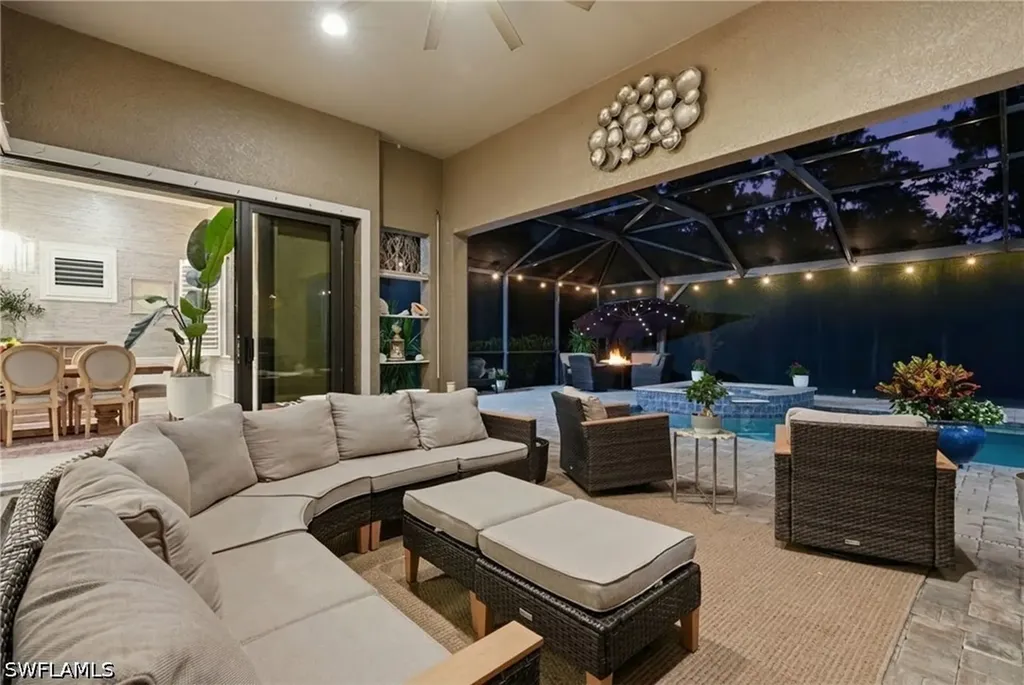 8961 Bahama Swallow Way Naples FL 34120