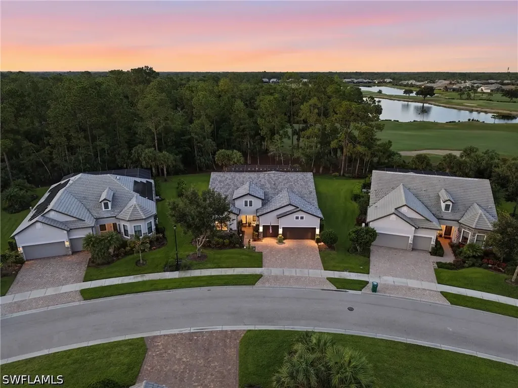 8961 Bahama Swallow Way Naples FL 34120