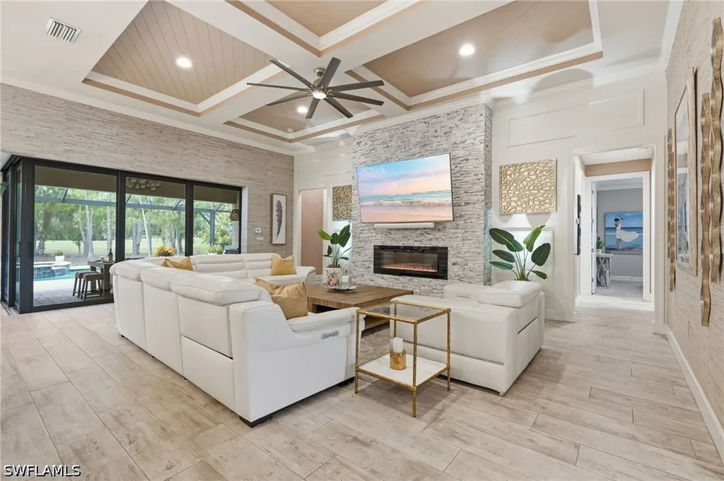 8961 Bahama Swallow Way Naples FL 34120