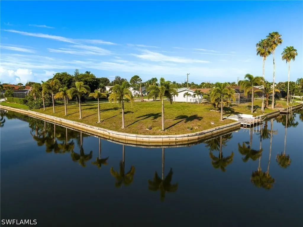 1939 SE 5th Terrace Cape Coral FL 33990
