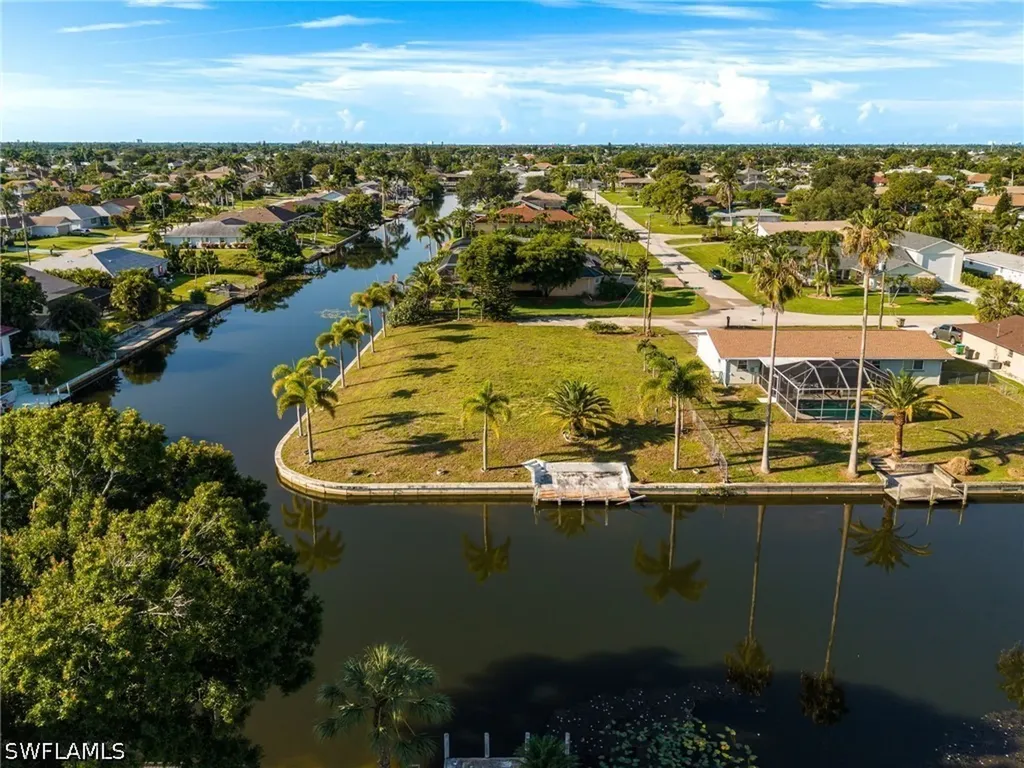 1939 SE 5th Terrace Cape Coral FL 33990