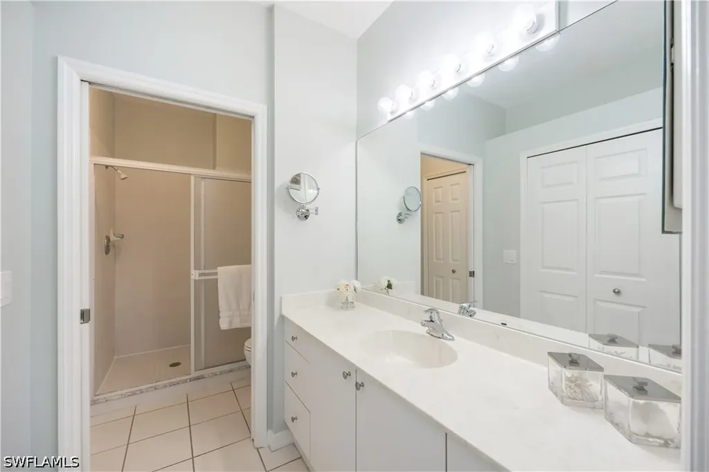 5693 Heron Lane Naples FL 34110