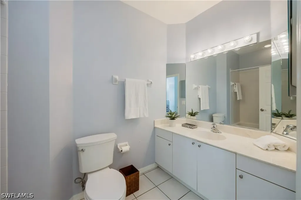 5693 Heron Lane Naples FL 34110