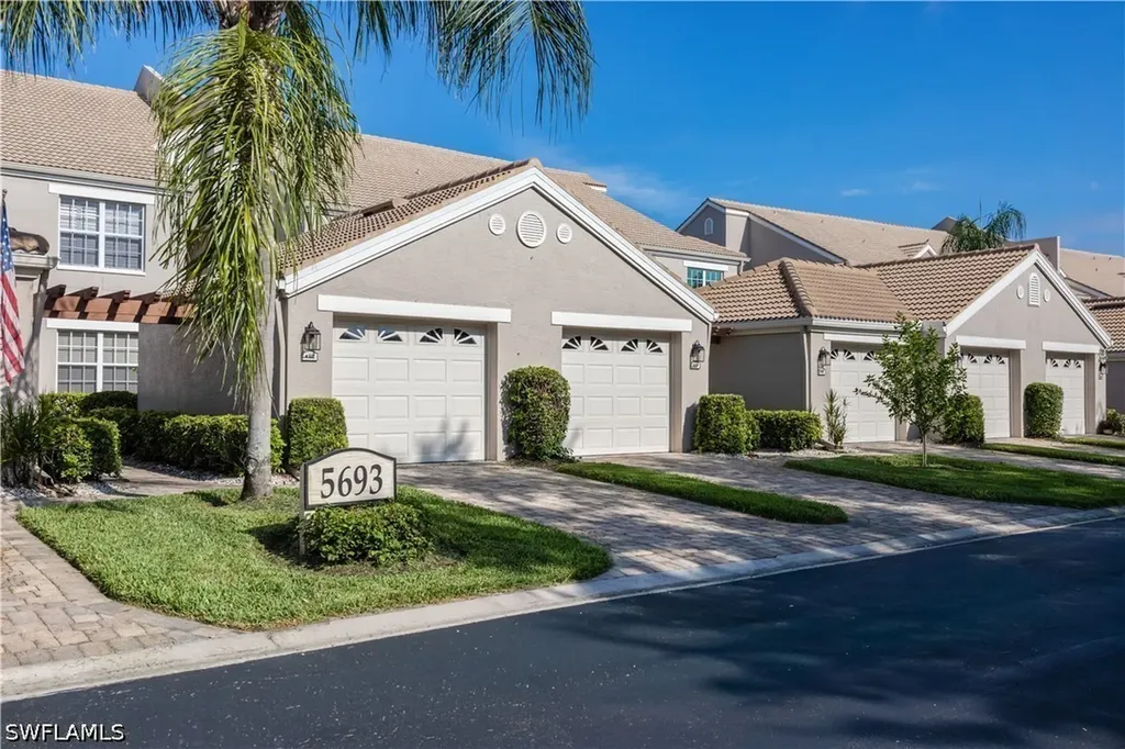 5693 Heron Lane Naples FL 34110