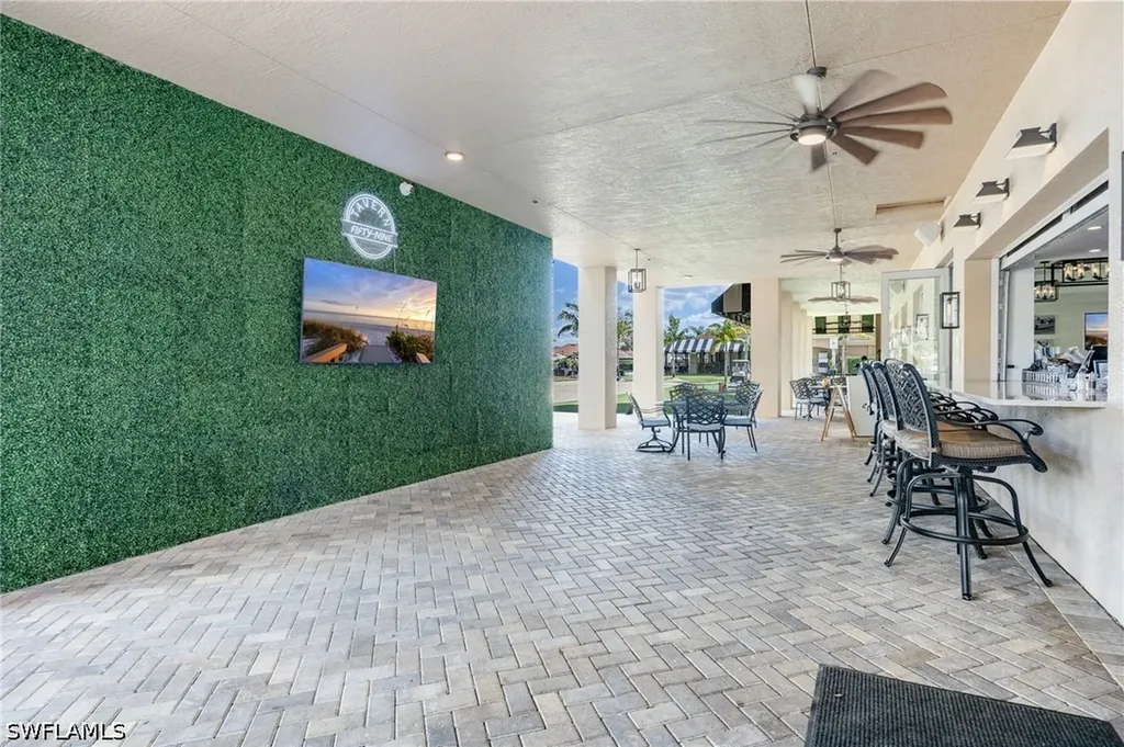5693 Heron Lane Naples FL 34110