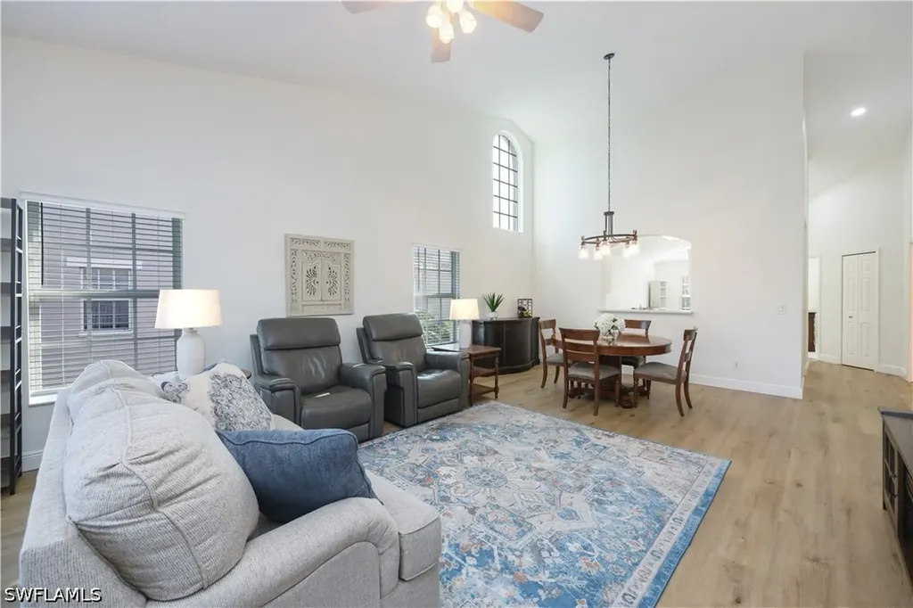 5693 Heron Lane Naples FL 34110