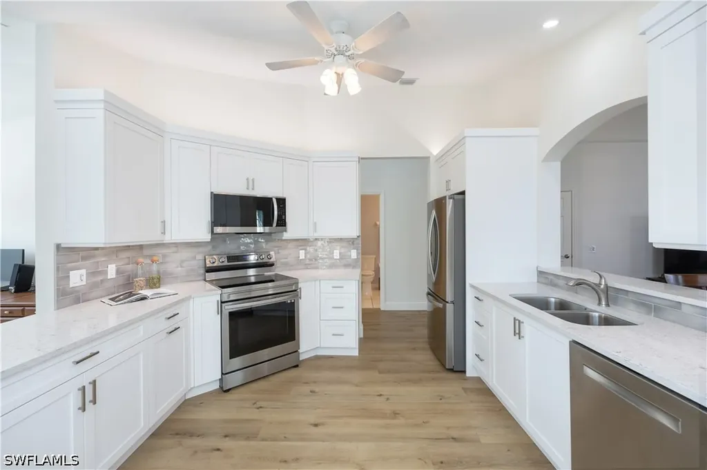 5693 Heron Lane Naples FL 34110