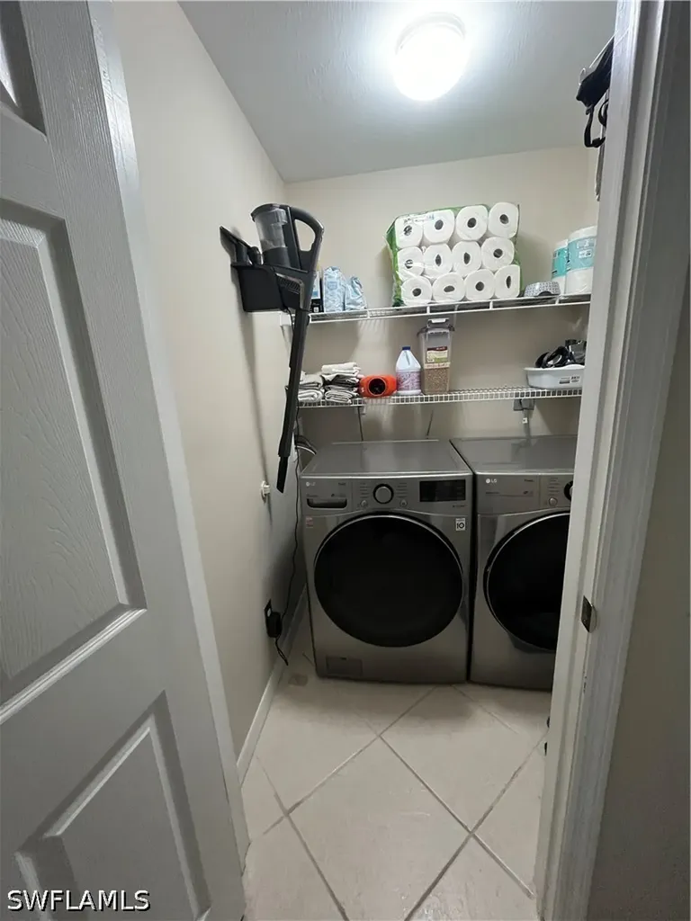 3715 Fieldstone Boulevard Naples FL 34109
