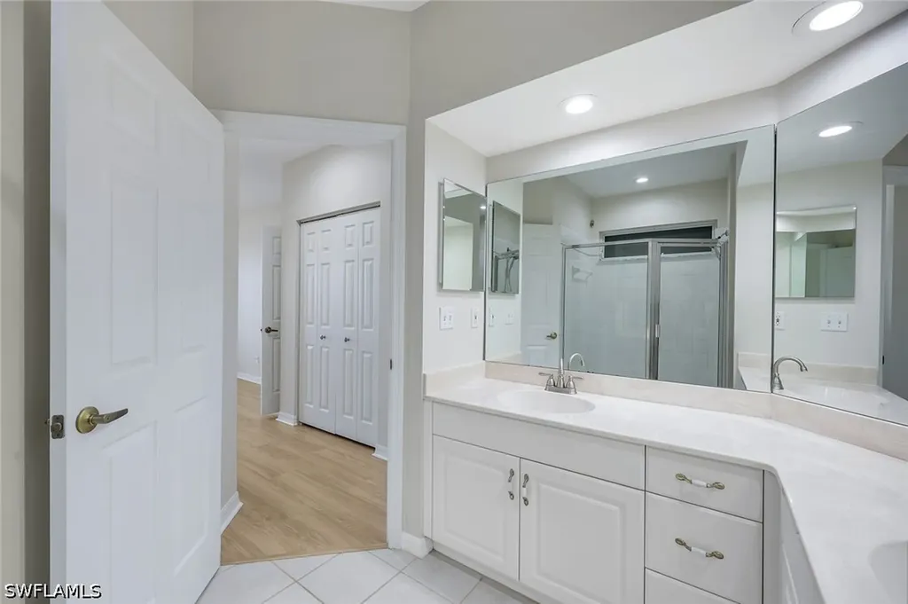 210 Waterside Circle Marco Island FL 34145