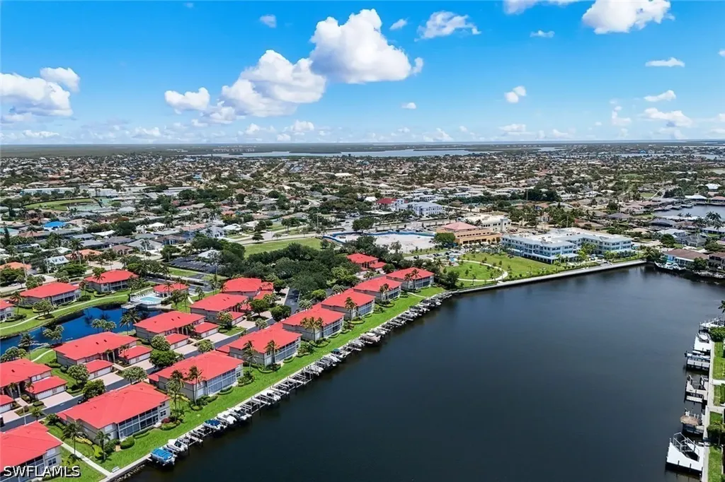 210 Waterside Circle Marco Island FL 34145