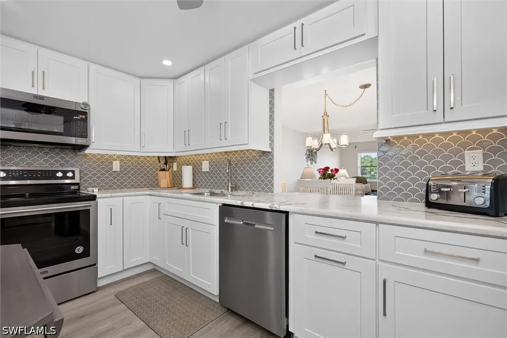 Fort Myers FL, 1740 Pine Valley Drive, Unit 203