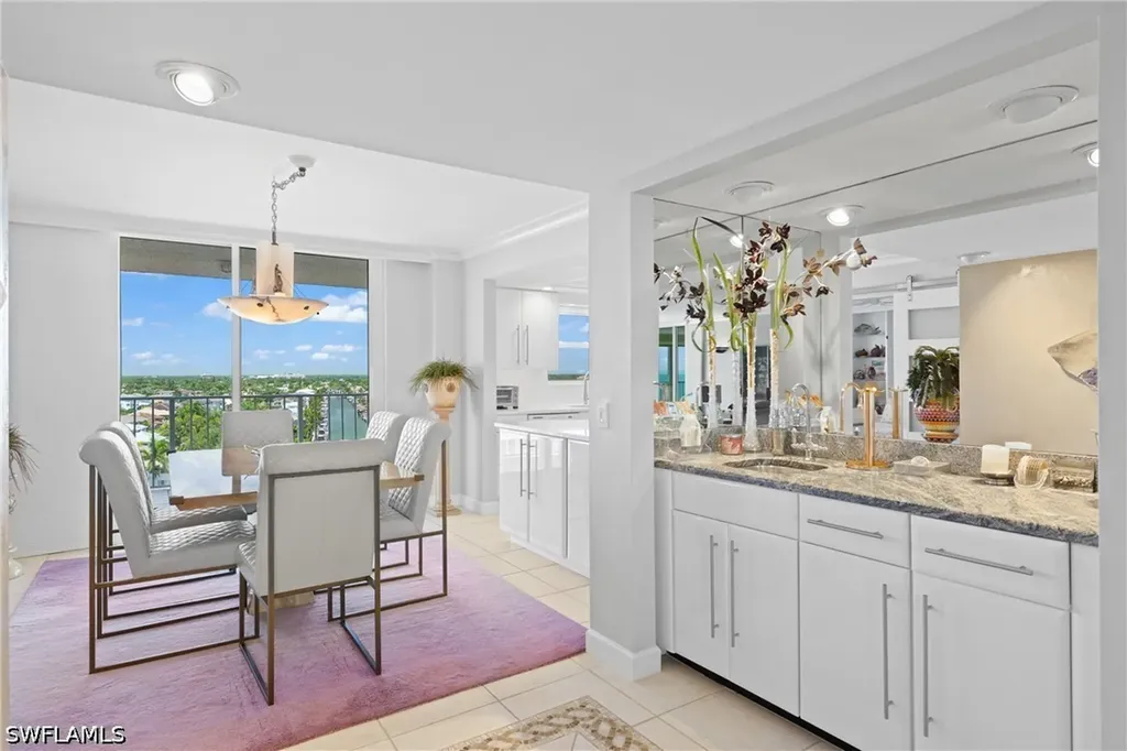 10691 Gulf Shore Drive Naples FL 34108