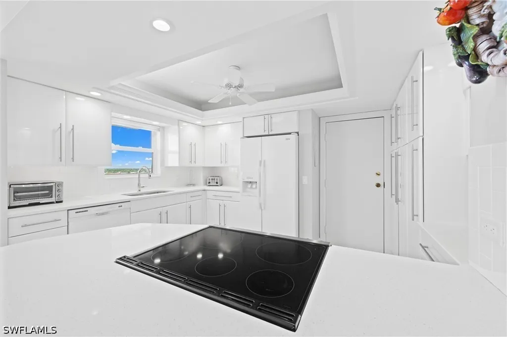 10691 Gulf Shore Drive Naples FL 34108