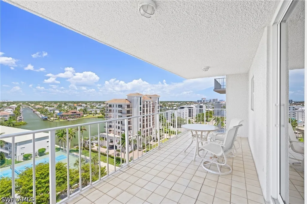 10691 Gulf Shore Drive Naples FL 34108
