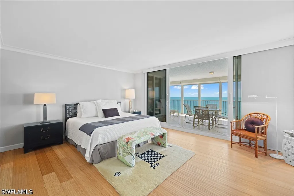 10691 Gulf Shore Drive Naples FL 34108