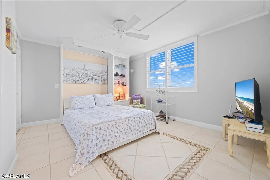 10691 Gulf Shore Drive Naples FL 34108