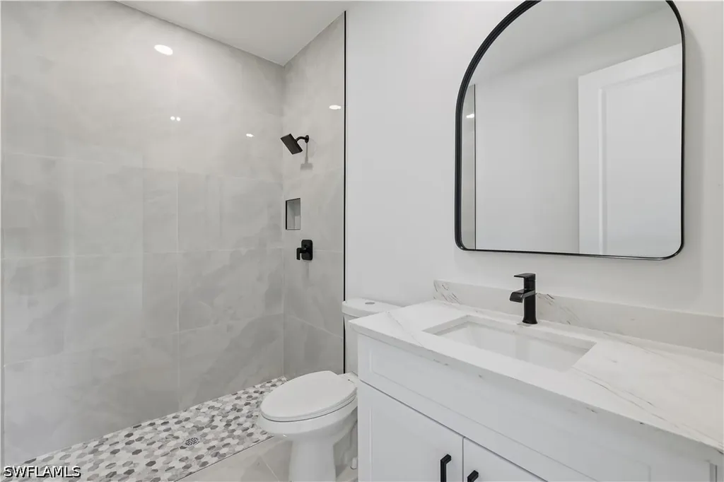 4030 Washington Avenue Fort Myers FL 33916