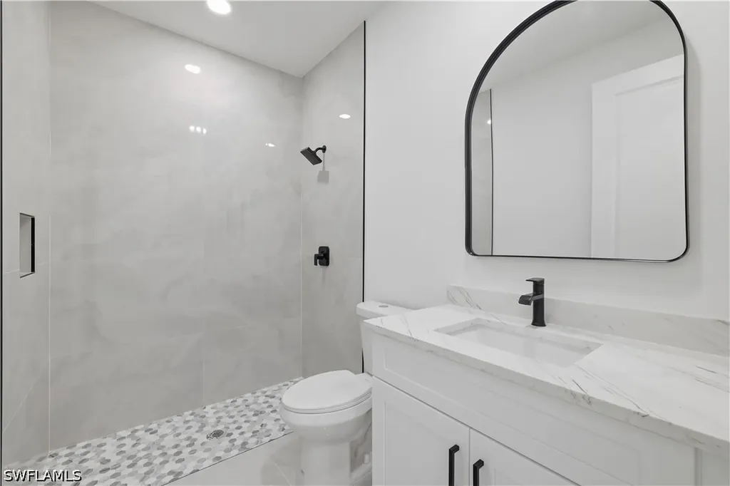 4030 Washington Avenue Fort Myers FL 33916