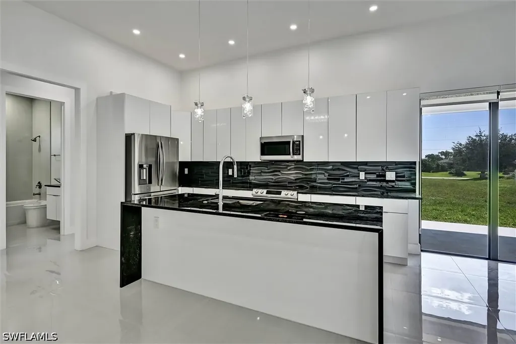 1717 Chiquita Boulevard N Cape Coral FL 33993