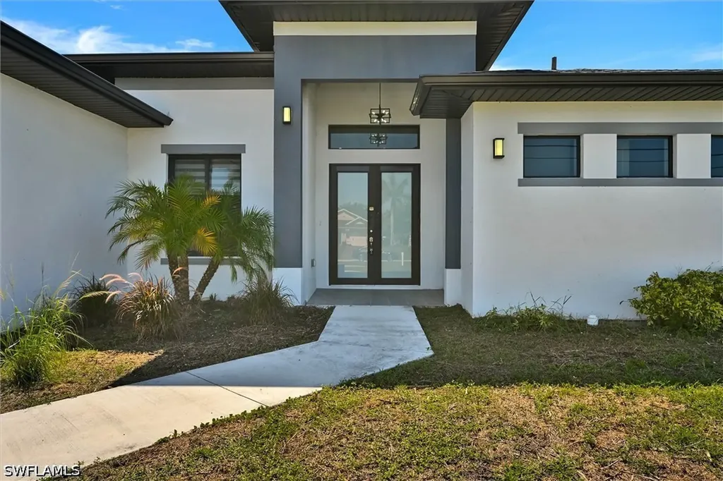 1717 Chiquita Boulevard N Cape Coral FL 33993
