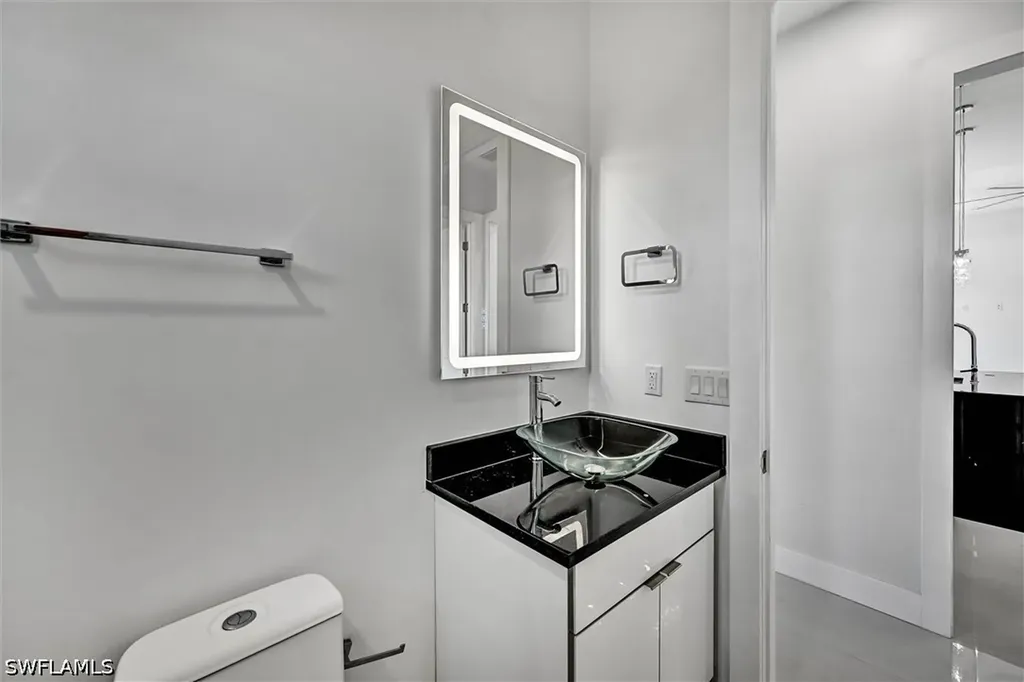 1717 Chiquita Boulevard N Cape Coral FL 33993