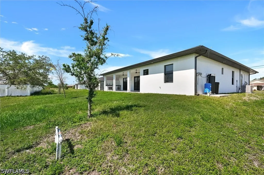 1717 Chiquita Boulevard N Cape Coral FL 33993