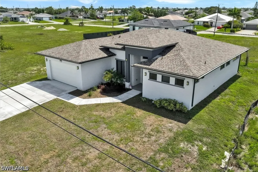 1717 Chiquita Boulevard N Cape Coral FL 33993