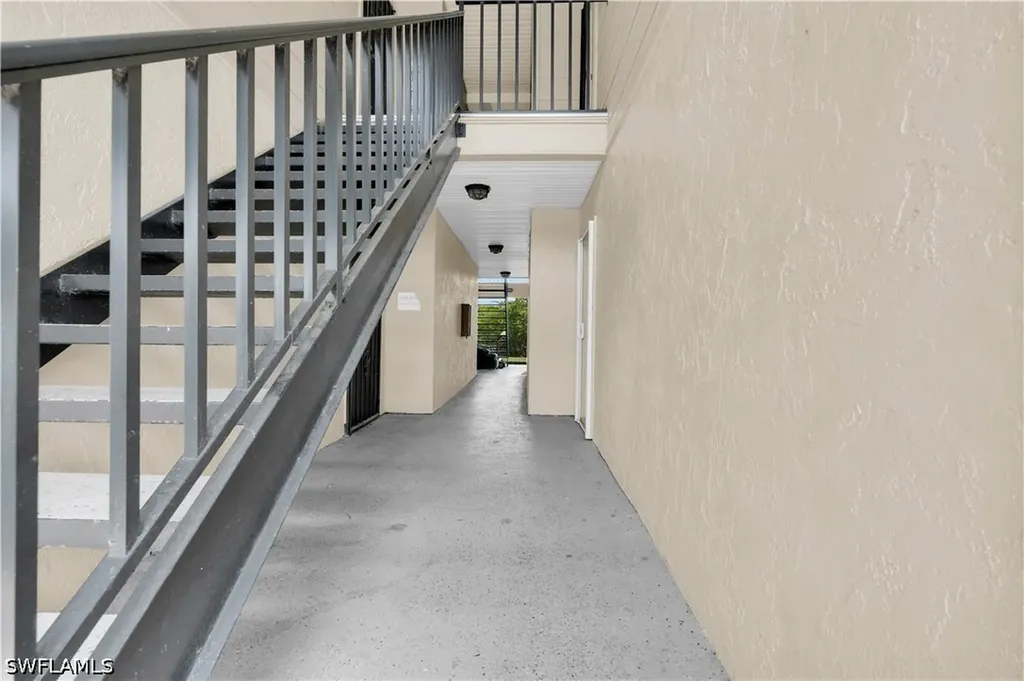 5713 Foxlake Drive North Fort Myers FL 33917