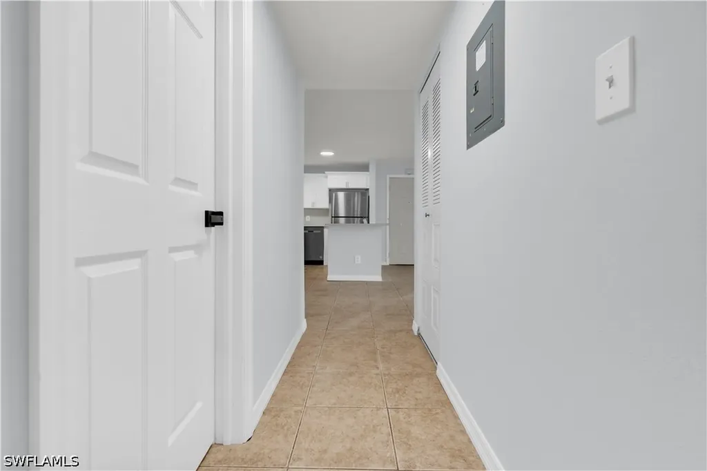 5713 Foxlake Drive North Fort Myers FL 33917
