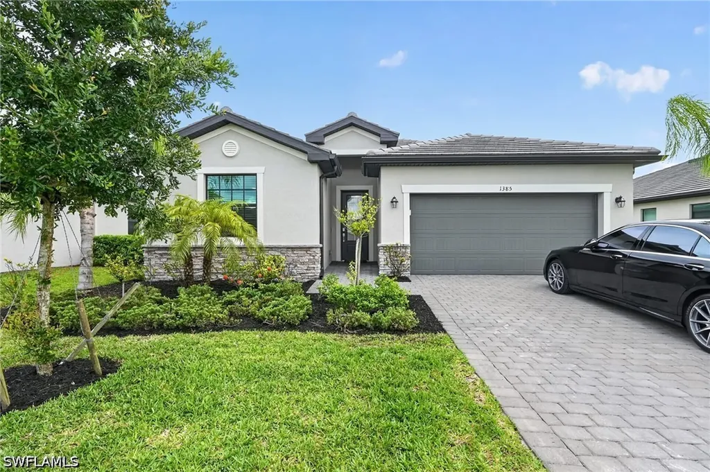 Naples FL, 1385 Birdie Drive