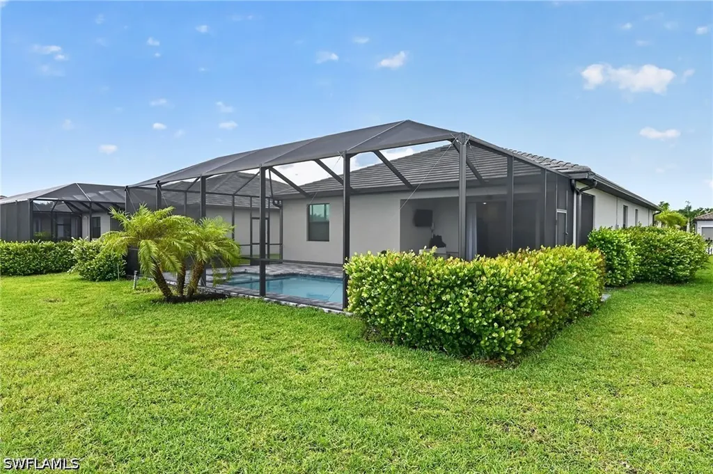 1385 Birdie Drive Naples FL 34120