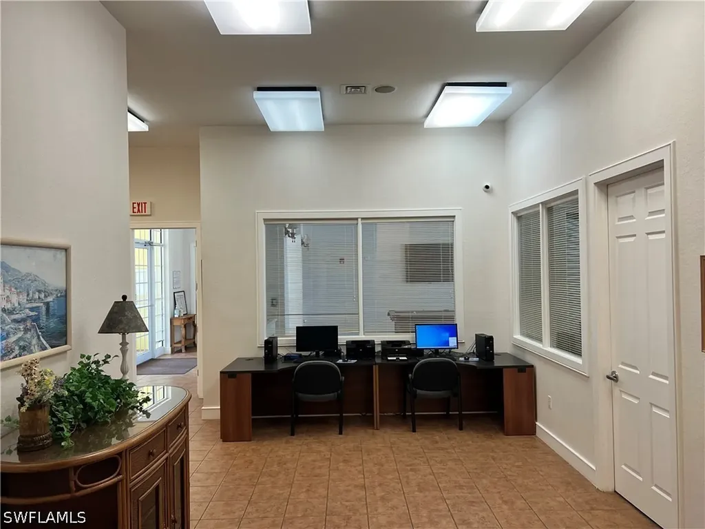 8274 Key Royal Circle Naples FL 34119