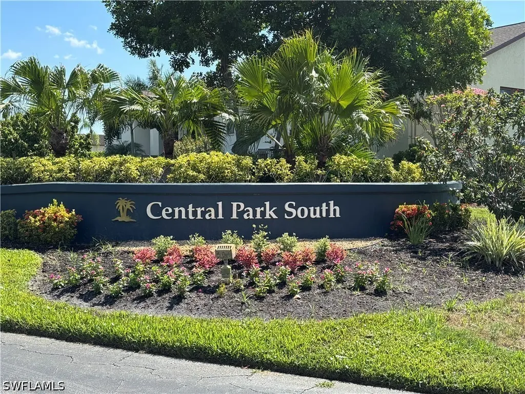 9285 Lake Park Drive Fort Myers FL 33919