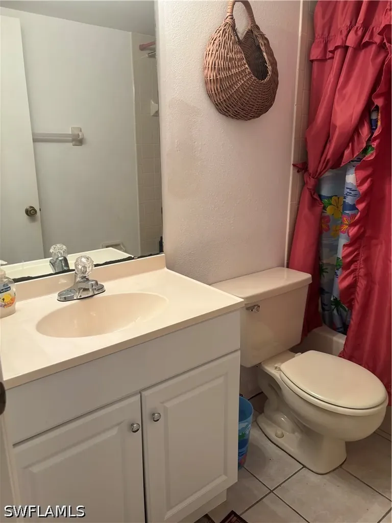 9285 Lake Park Drive Fort Myers FL 33919
