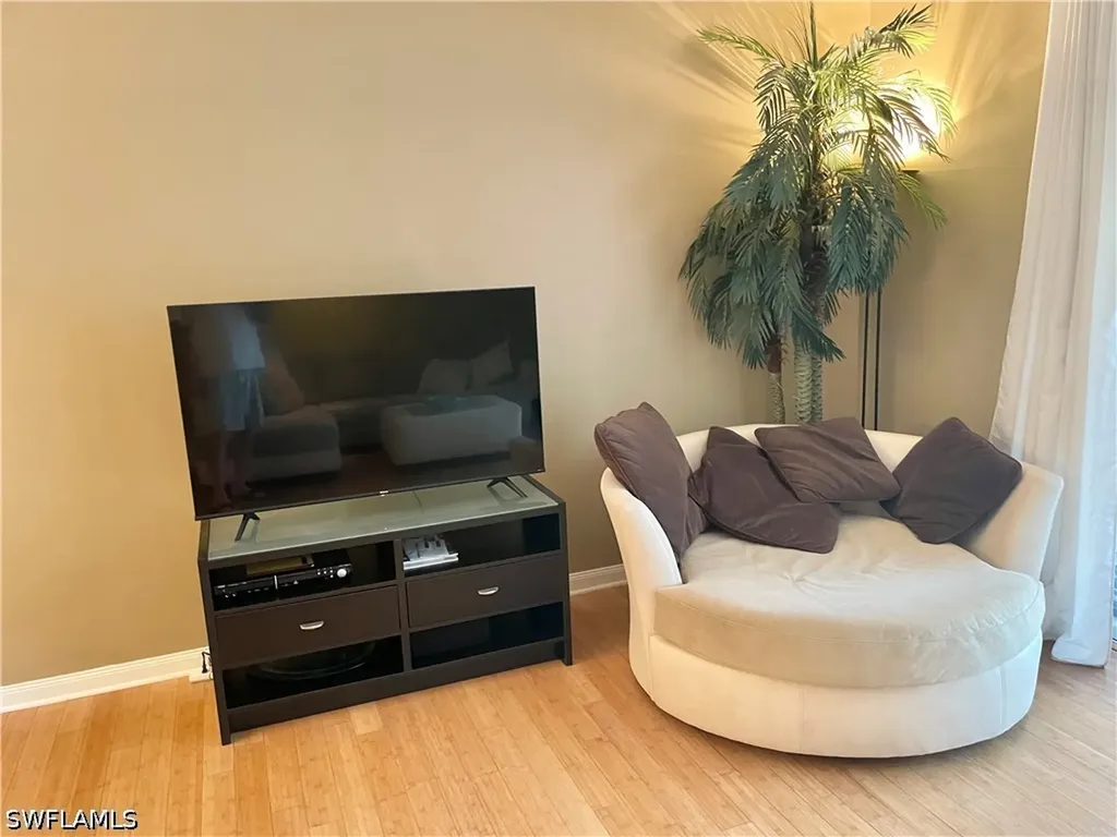 5601 Cove Circle Naples FL 34119