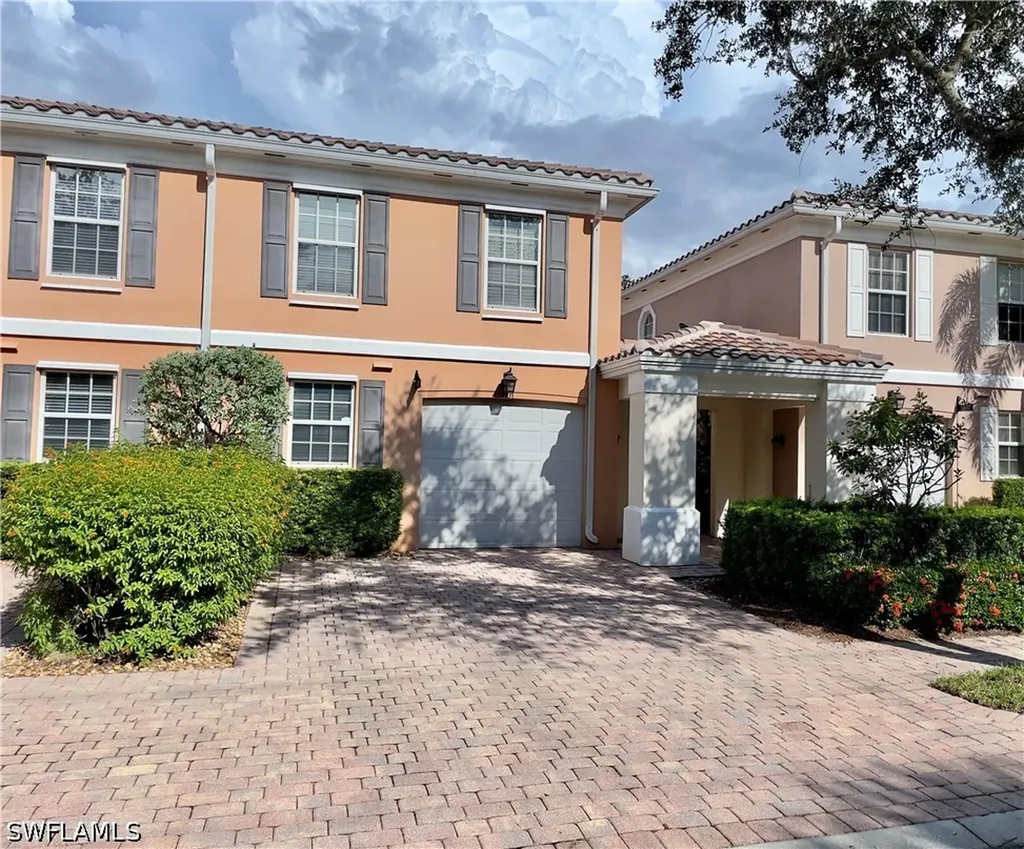 5601 Cove Circle Naples FL 34119