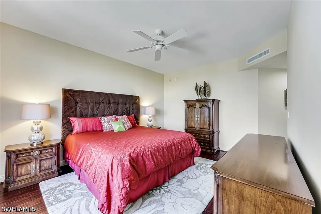 1050 Borghese Lane Naples FL 34114