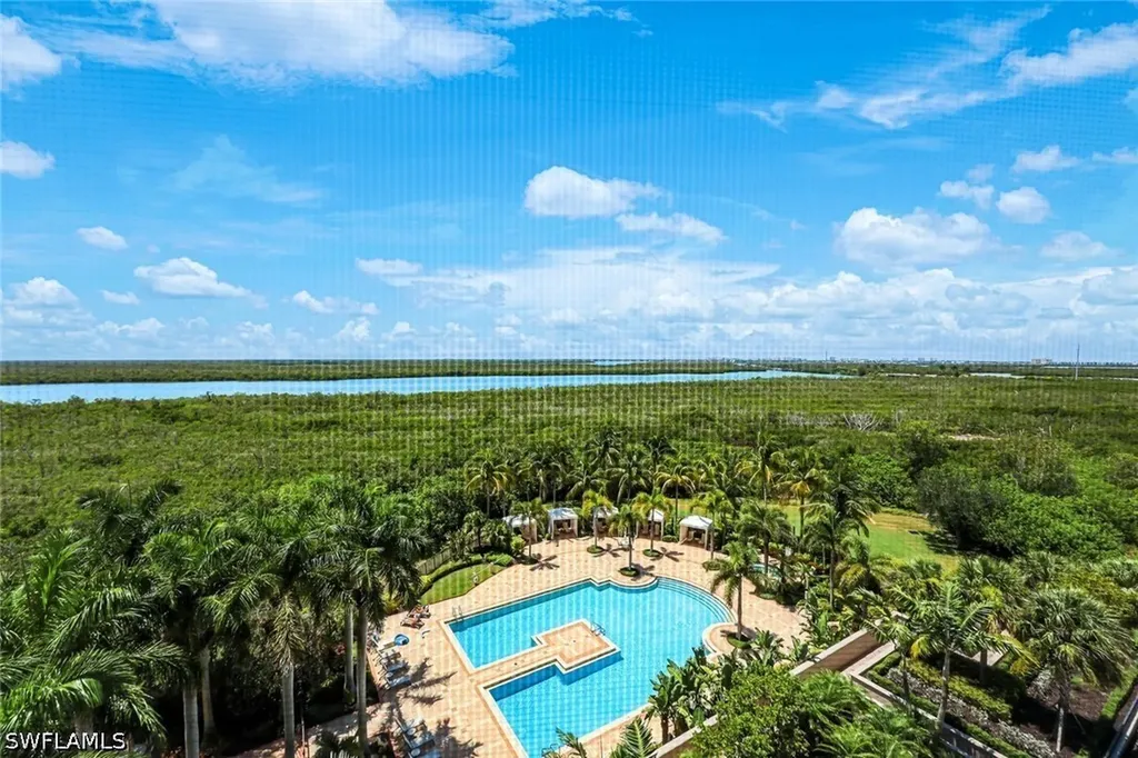 1050 Borghese Lane Naples FL 34114