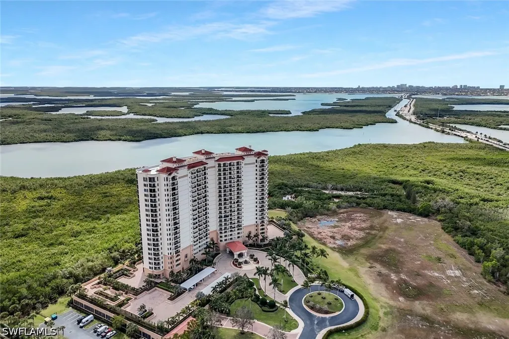 1050 Borghese Lane Naples FL 34114