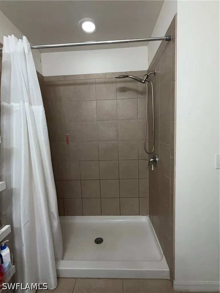 3440 27 Th Avenue NE Naples FL 34120