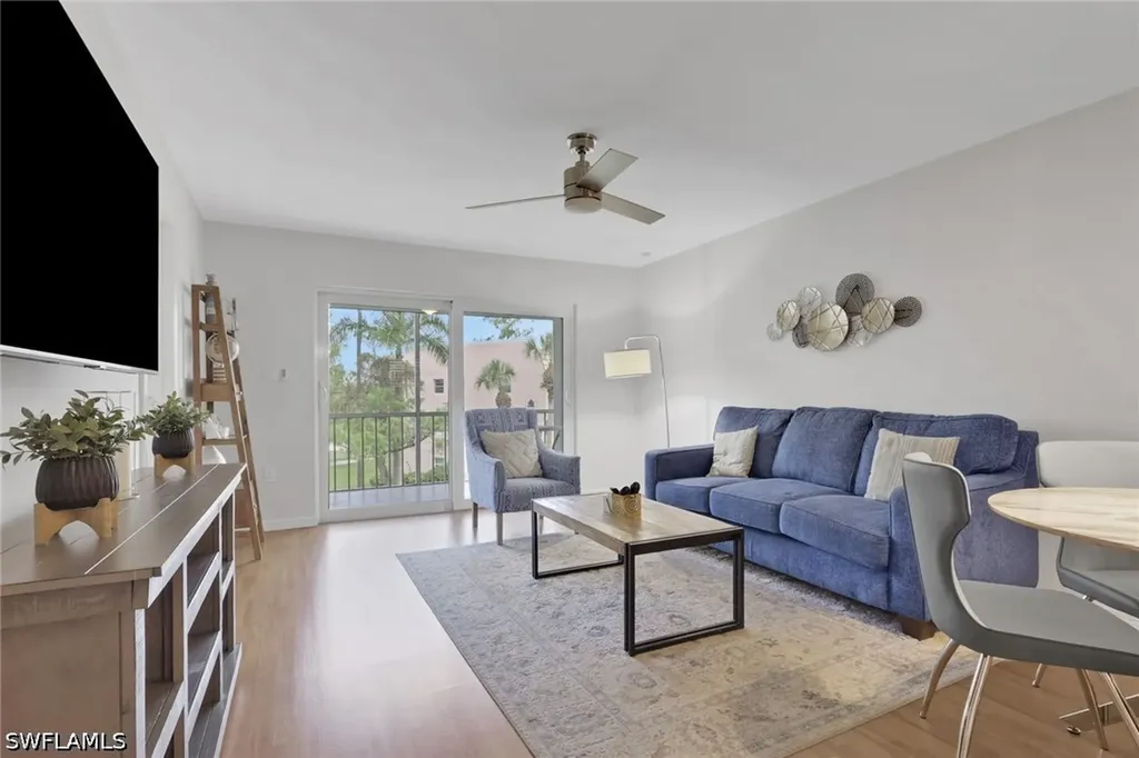 170 Turtle Lake Court Naples FL 34105