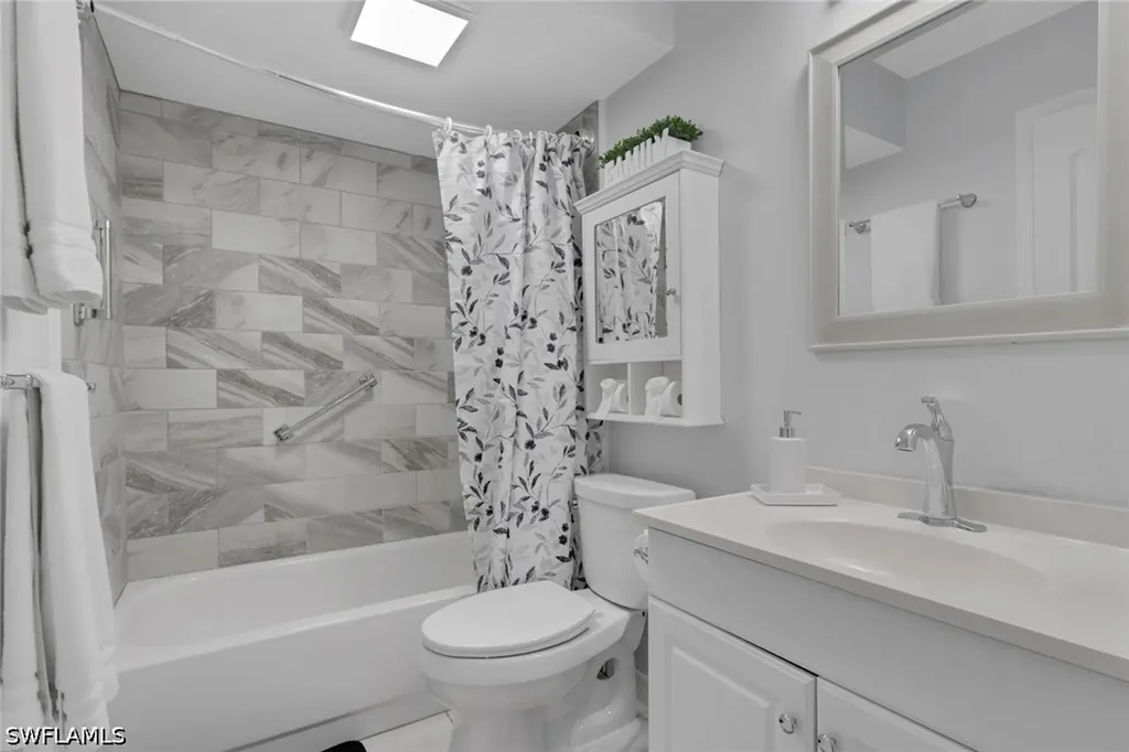 170 Turtle Lake Court Naples FL 34105