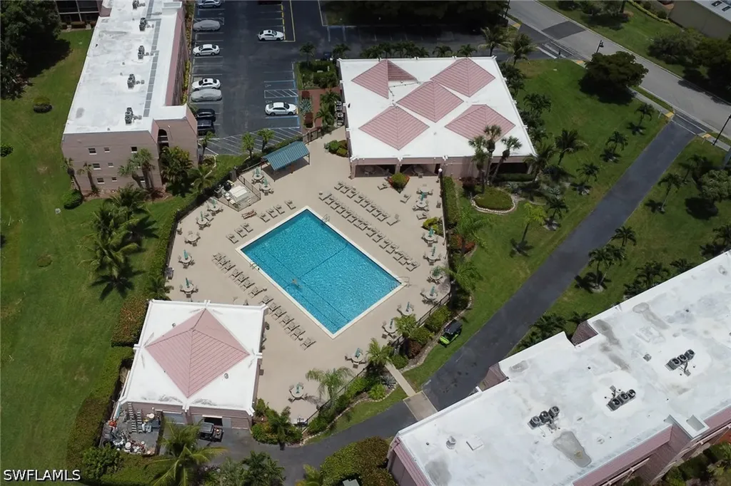 170 Turtle Lake Court Naples FL 34105