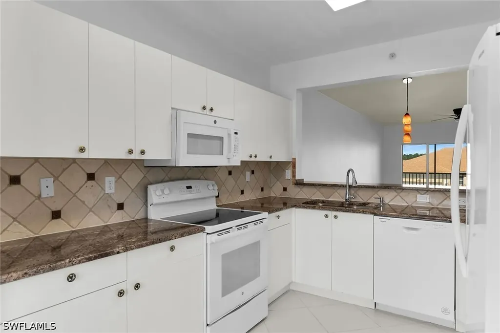 7835 Regal Heron Circle Naples FL 34104