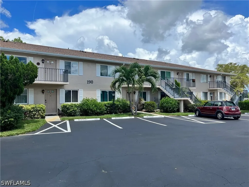 190 Palm Drive Naples FL 34112