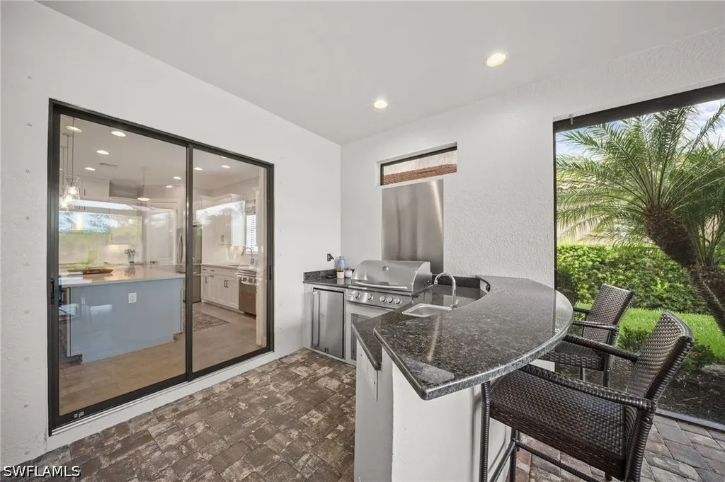 8879 Vaccaro Court Naples FL 34119