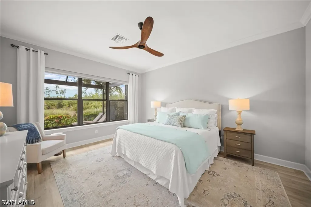 8879 Vaccaro Court Naples FL 34119